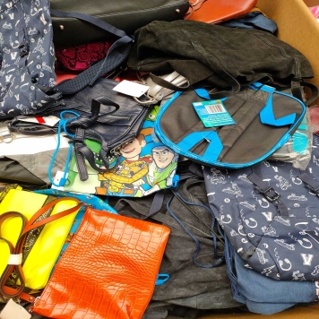 کیف سی اند ای C and A