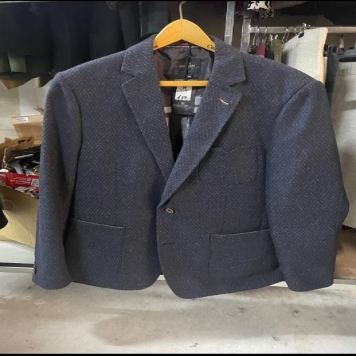 پکیج کت های مردانه میکس از برند های معروف در هلند