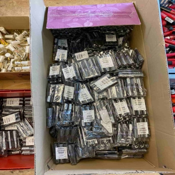 پکیج آرایشی لوازم آرایشی ماکس فاکتور ، ریمل، بورژوا