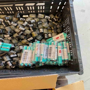 پکیج آرایشی لوازم آرایشی ماکس فاکتور ، ریمل، بورژوا