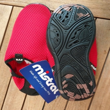 پکیج کفش کتانی راحتی زنانه،مردانه و بچگانه از برند Mistral