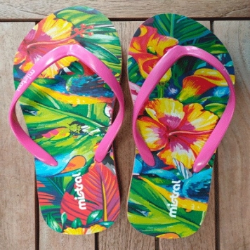 پکیج کفش کتانی راحتی زنانه،مردانه و بچگانه از برند Mistral