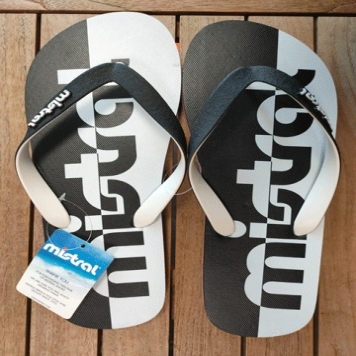 پکیج کفش کتانی راحتی زنانه،مردانه و بچگانه از برند Mistral