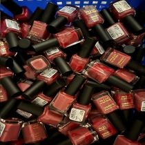 پکیچ لوازم آرایشی در مارک های مختلف و مطرح جهان