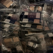 پکیچ لوازم آرایشی در مارک های مختلف و مطرح جهان