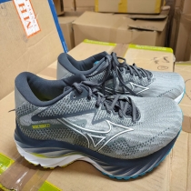 پکیج کفش کتانی ژاپنی میزانو