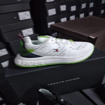 کفش های  میکس بچه گانه کلوین کلاین، تامی هیلفیگر و آدیداس