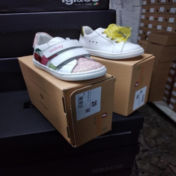 کفش های  میکس بچه گانه کلوین کلاین، تامی هیلفیگر و آدیداس