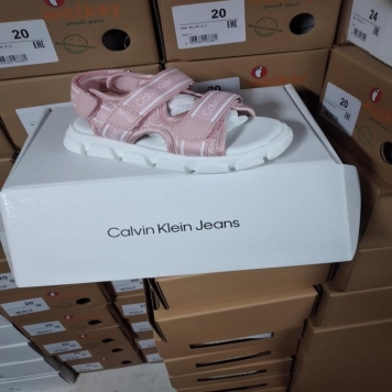 کفش های  میکس بچه گانه کلوین کلاین، تامی هیلفیگر و آدیداس