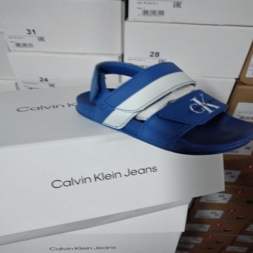 کفش های  میکس بچه گانه کلوین کلاین، تامی هیلفیگر و آدیداس