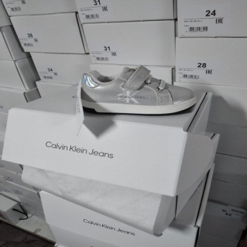 کفش های  میکس بچه گانه کلوین کلاین، تامی هیلفیگر و آدیداس