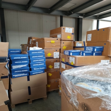 کفش رانینگ و ورزشی جک اند جونز -  Jack and Jones