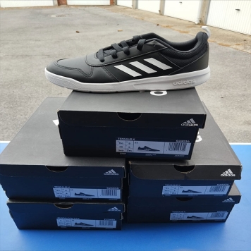 پکیج کفش کتانی برندهای آدیداس، جئوکس، پوما، پولو، لاکوسته، جی استار، تمبرلند، جک اند جونز