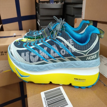 پکیج میکس کفش مردانه و زنانه برند فرانسوی هوکا