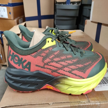 پکیج میکس کفش مردانه و زنانه برند فرانسوی هوکا