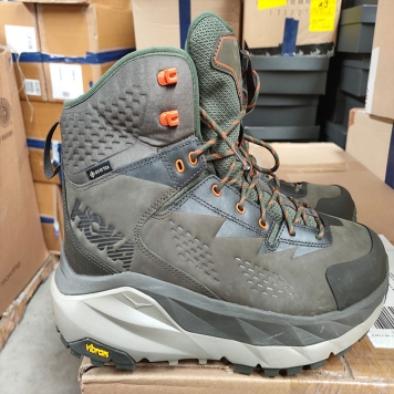 پکیج میکس کفش مردانه و زنانه برند فرانسوی هوکا