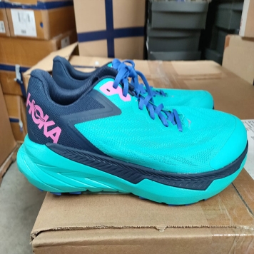 پکیج میکس کفش مردانه و زنانه برند فرانسوی هوکا