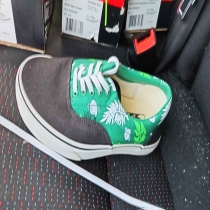 پکیج کفش کتانی مردانه دیزل _ Diesel و کفش مردانه و زنانه ونس _ Vans