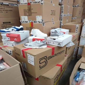 کفش اسپرت لو کوک اسپورتیف _ LA COQ SPORTIF