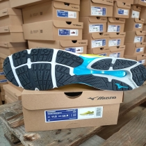 کفش میزانو _ Mizuno