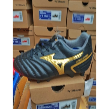 کفش فوتبالی ژاپنی میزانو _ mizuno
