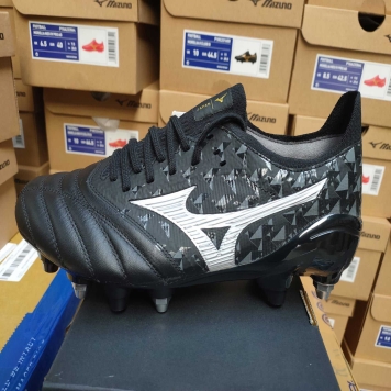 کفش فوتبالی ژاپنی میزانو _ mizuno