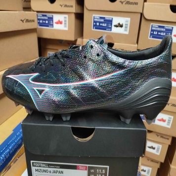 کفش فوتبال ژاپنی میزانو _ mizuno
