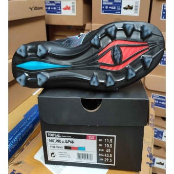 کفش فوتبال ژاپنی میزانو _ mizuno