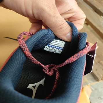 کفش میزانو - Mizuno