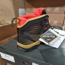 پکیج کفش کوهنوردی ترزتا و کیلند_ TREZETA _ KAYLAND