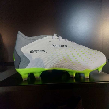 کفش فوتبال آدیداس - ADIDAS